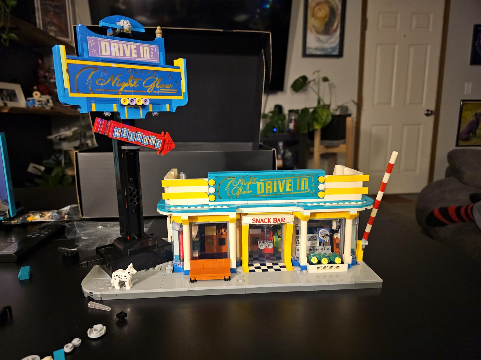 FunWhole lighting building set built and lit by a customer